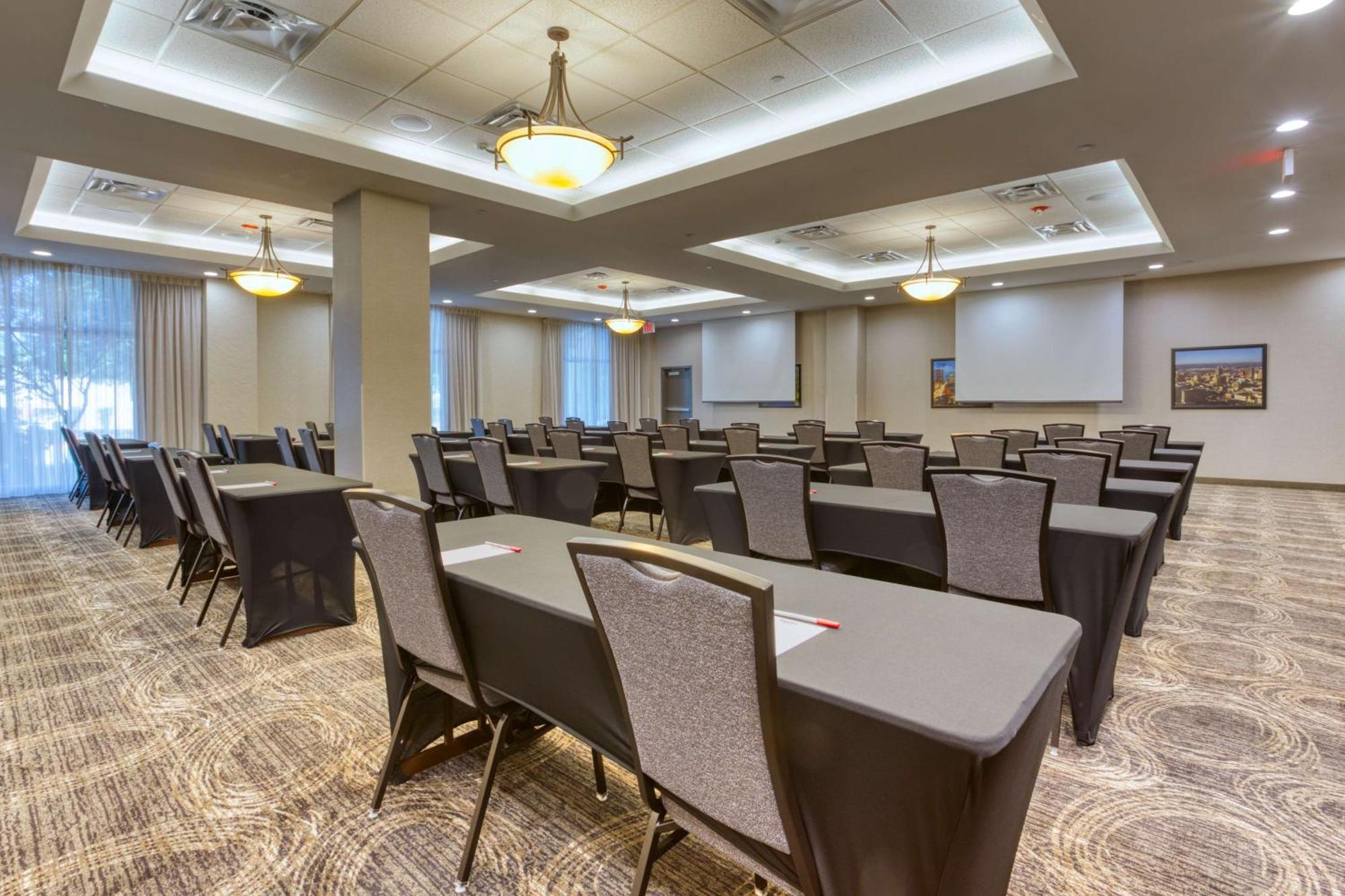 Drury Inn & Suites San Antonio Near La Cantera Bagian luar foto
