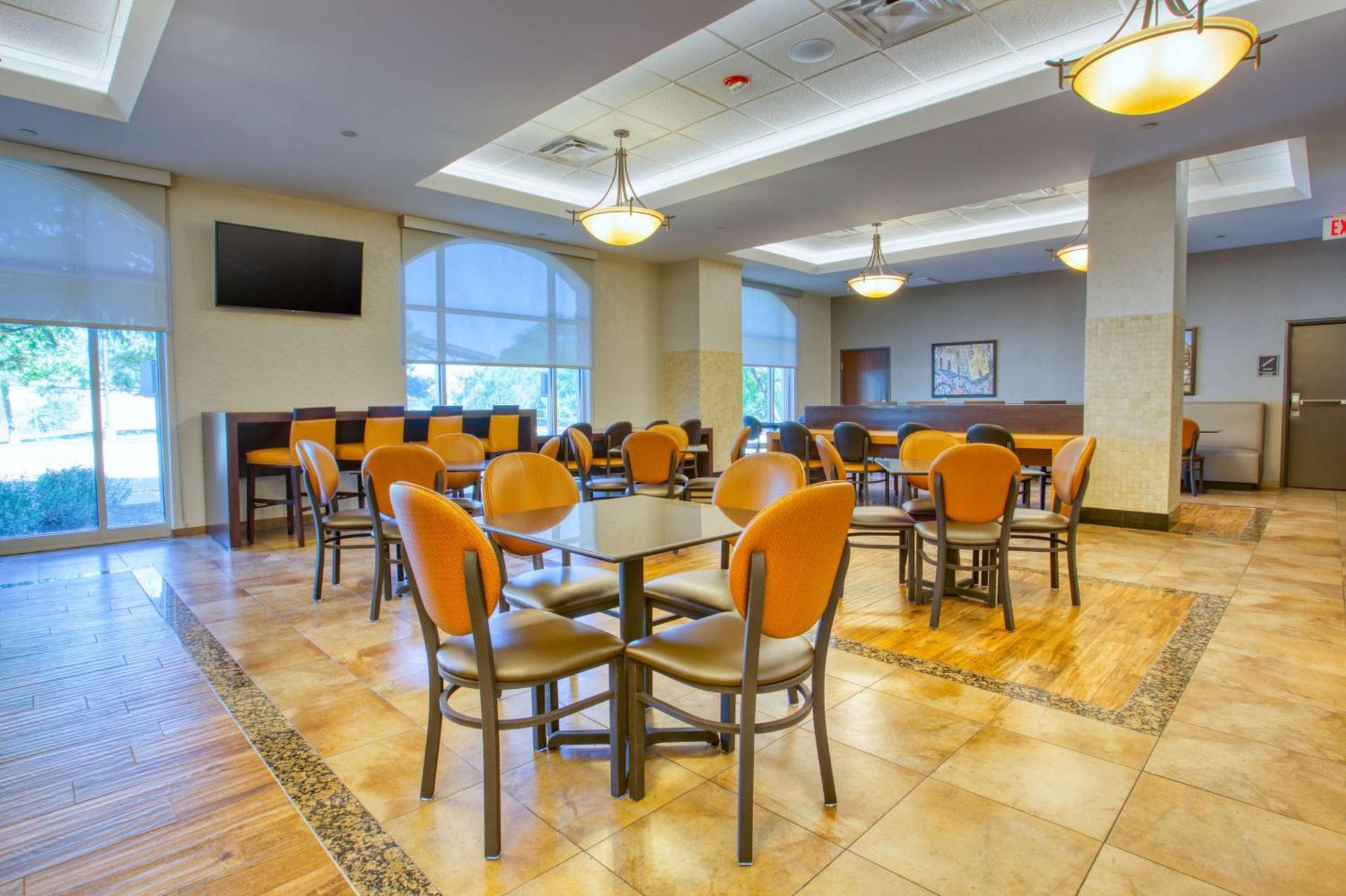 Drury Inn & Suites San Antonio Near La Cantera Bagian luar foto